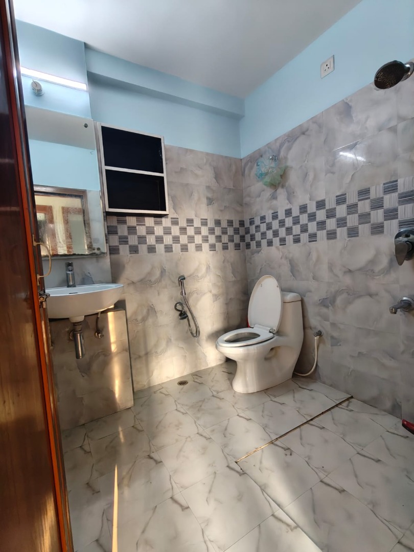 Semi Furnished 3bhk in Sixmile Flyover, Jaya Nagar, Six Mile, Guwahati, Assam, India for Rent